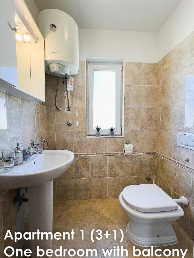 Sunshine Apartments Funtana With Balcony And Sea View المظهر الخارجي الصورة