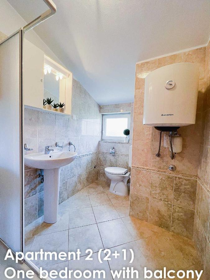 Sunshine Apartments Funtana With Balcony And Sea View المظهر الخارجي الصورة